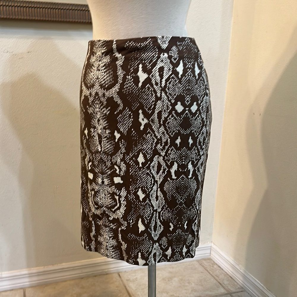 J. McLaughlin Brown/White Snake Print Pencil Skirt Size 10